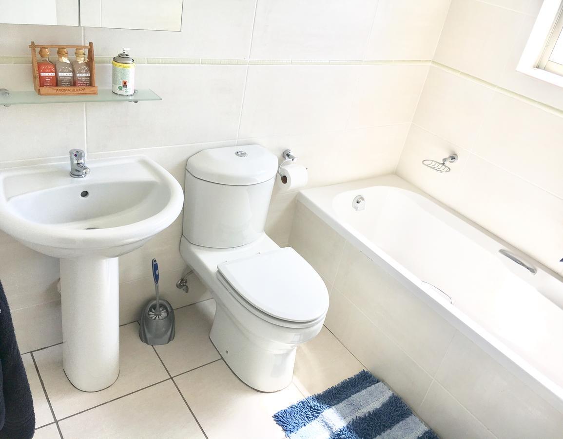 Hightide Apartment Amanzimtoti Buitenkant foto