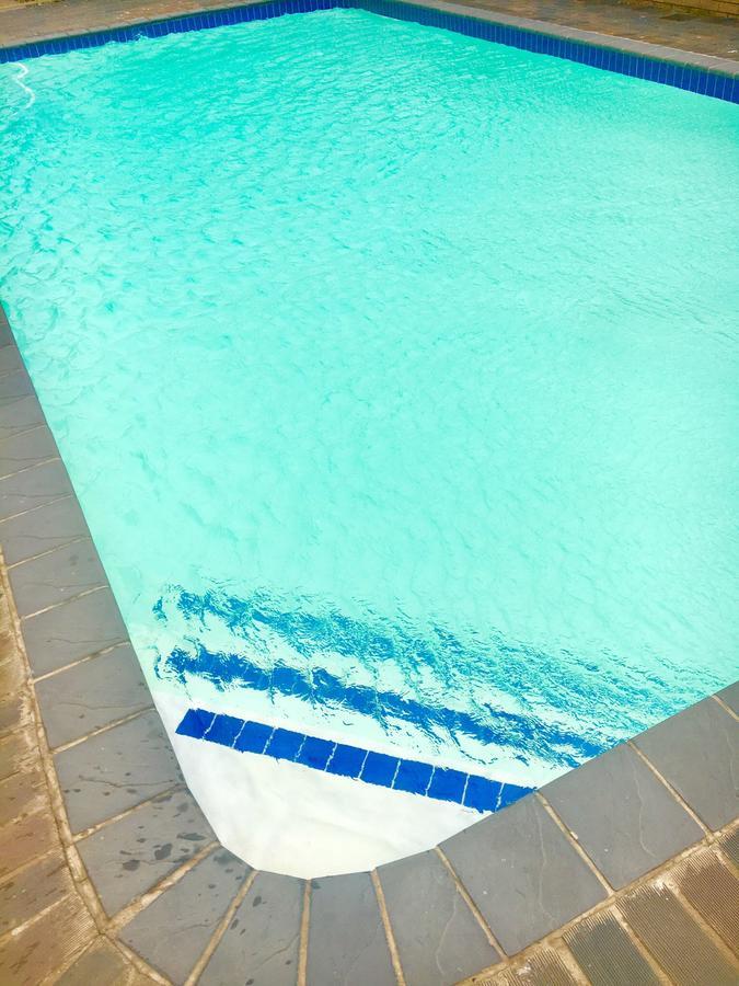 Hightide Apartment Amanzimtoti Buitenkant foto